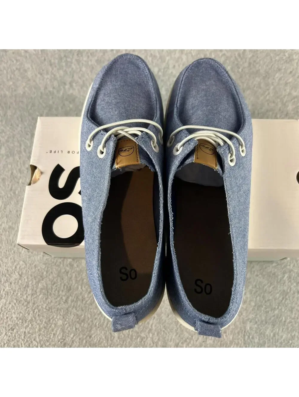 SO Edenn Moc Toe Slip-on Sneakers Chambray Womens Size 9.5 Memory Foam New